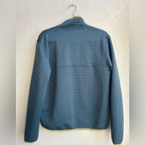 L.L. Bean Airlight Knit Pullover Sweatshirt Size Men's Med Gorpcore Hiking Cozy - Picture 2 of 7